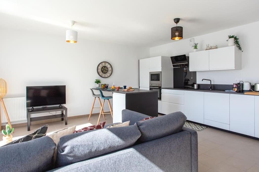 L17 Arenas Suite 3 Balconies 5Mins To The Sea Nice Exterior photo