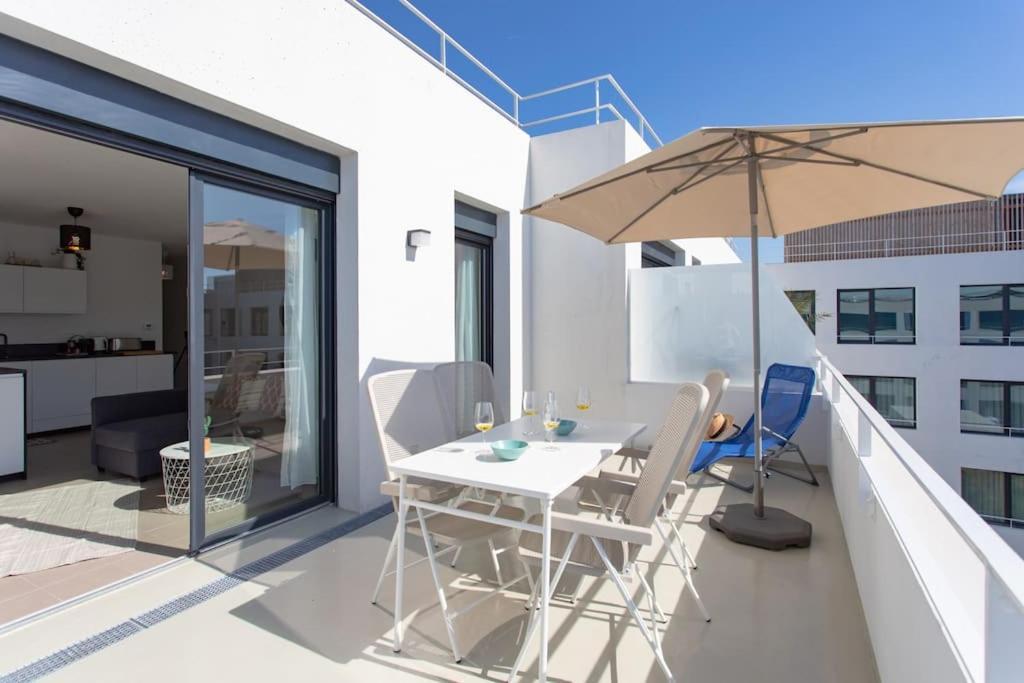 L17 Arenas Suite 3 Balconies 5Mins To The Sea Nice Exterior photo